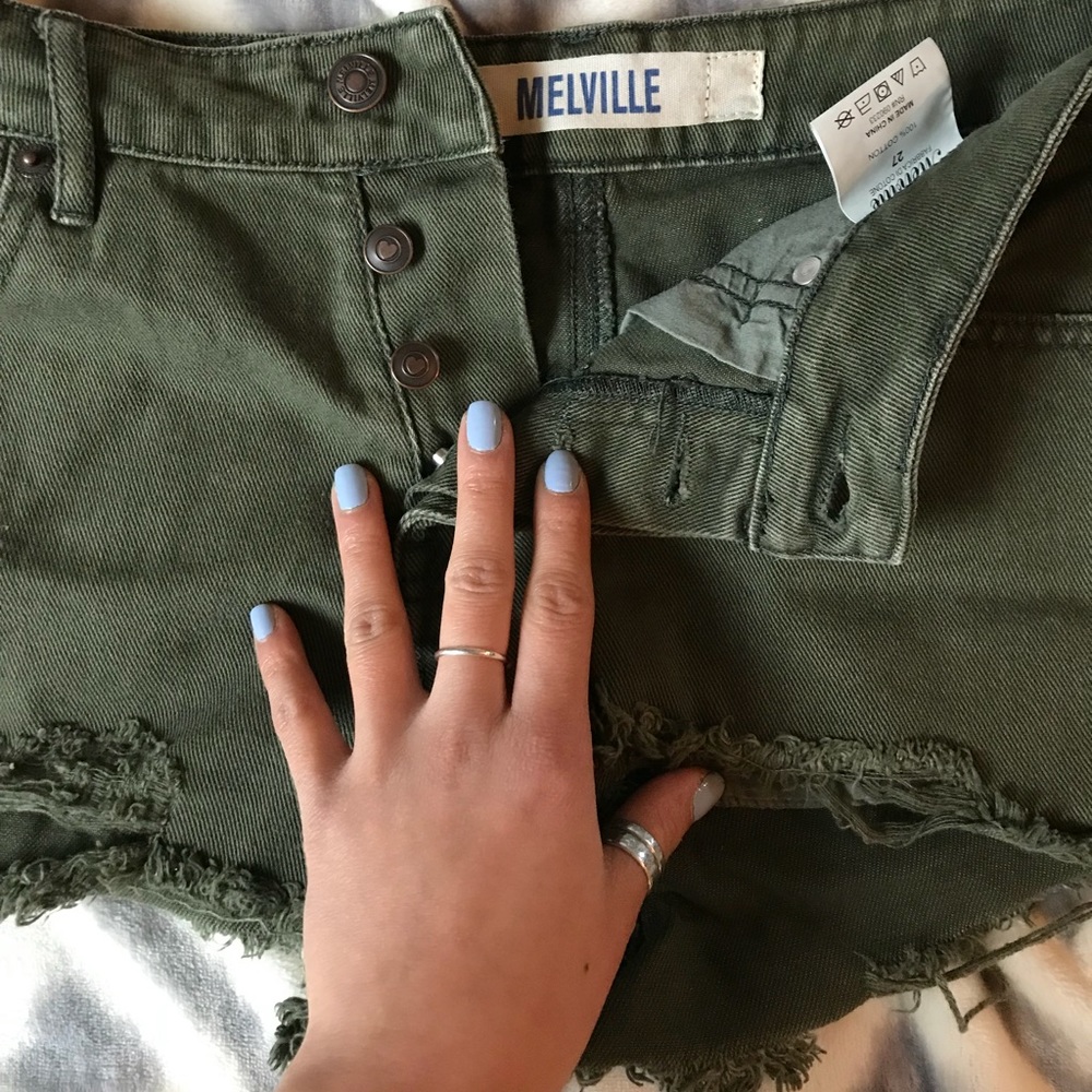 *GOING TO GOODWILL TMRW!* Brandy Melville shorts - Picture 1 of 5
